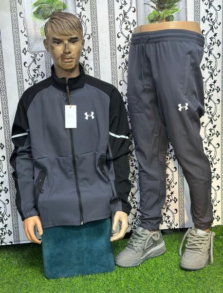 Survêtement Homme Moderne