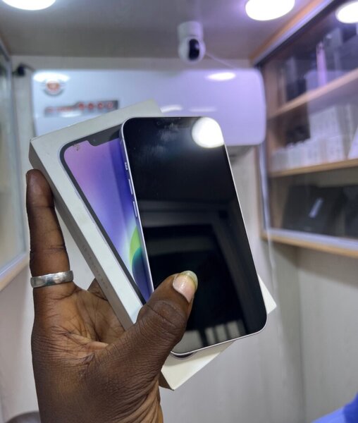 iPhone 14 Pro Violet