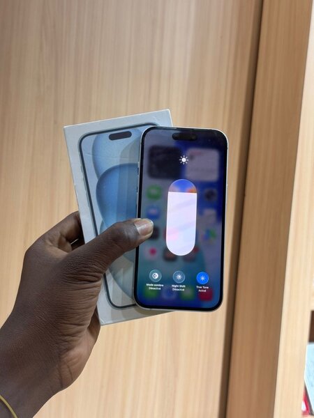 iPhone dernière génération blanc