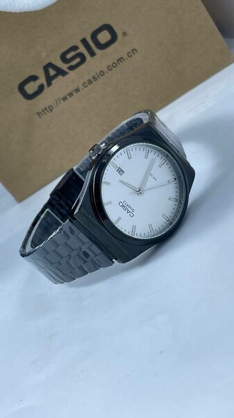 MONTRE LUXE FEMME UNIQUEMENT