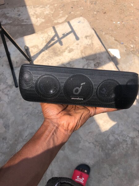 Preowned Anker soundcore motion plus Bluetooth speaker 4sale