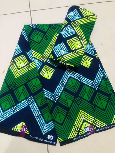 Cotton fabric with 6 yards print green