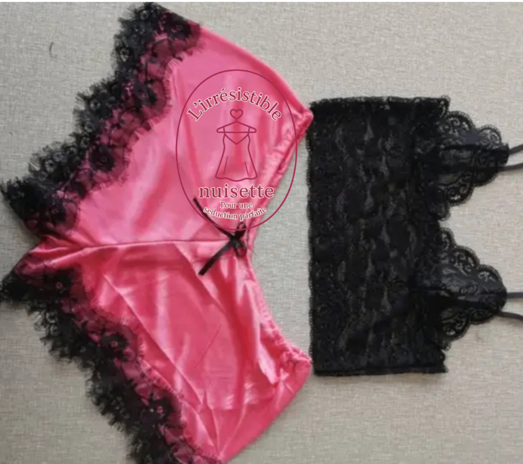 Ensemble lingerie satin dentelle