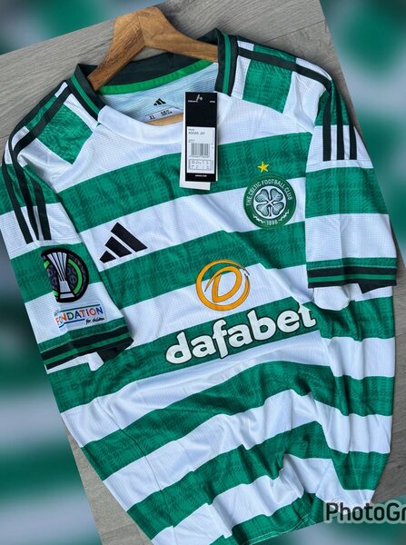 Maillot de football vert et blanc Adidas