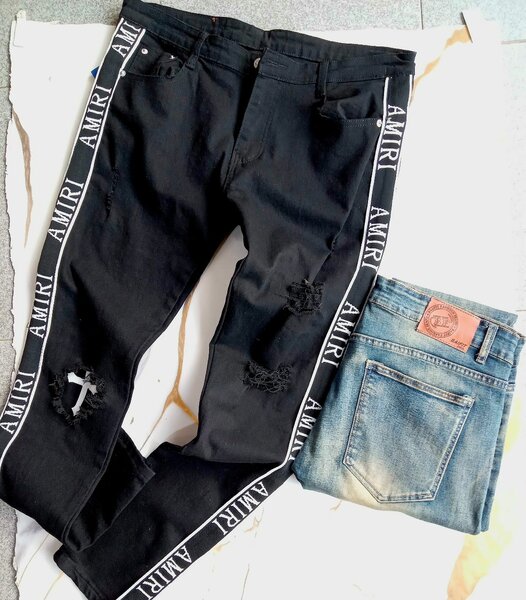 Men's damage & ripped jeans