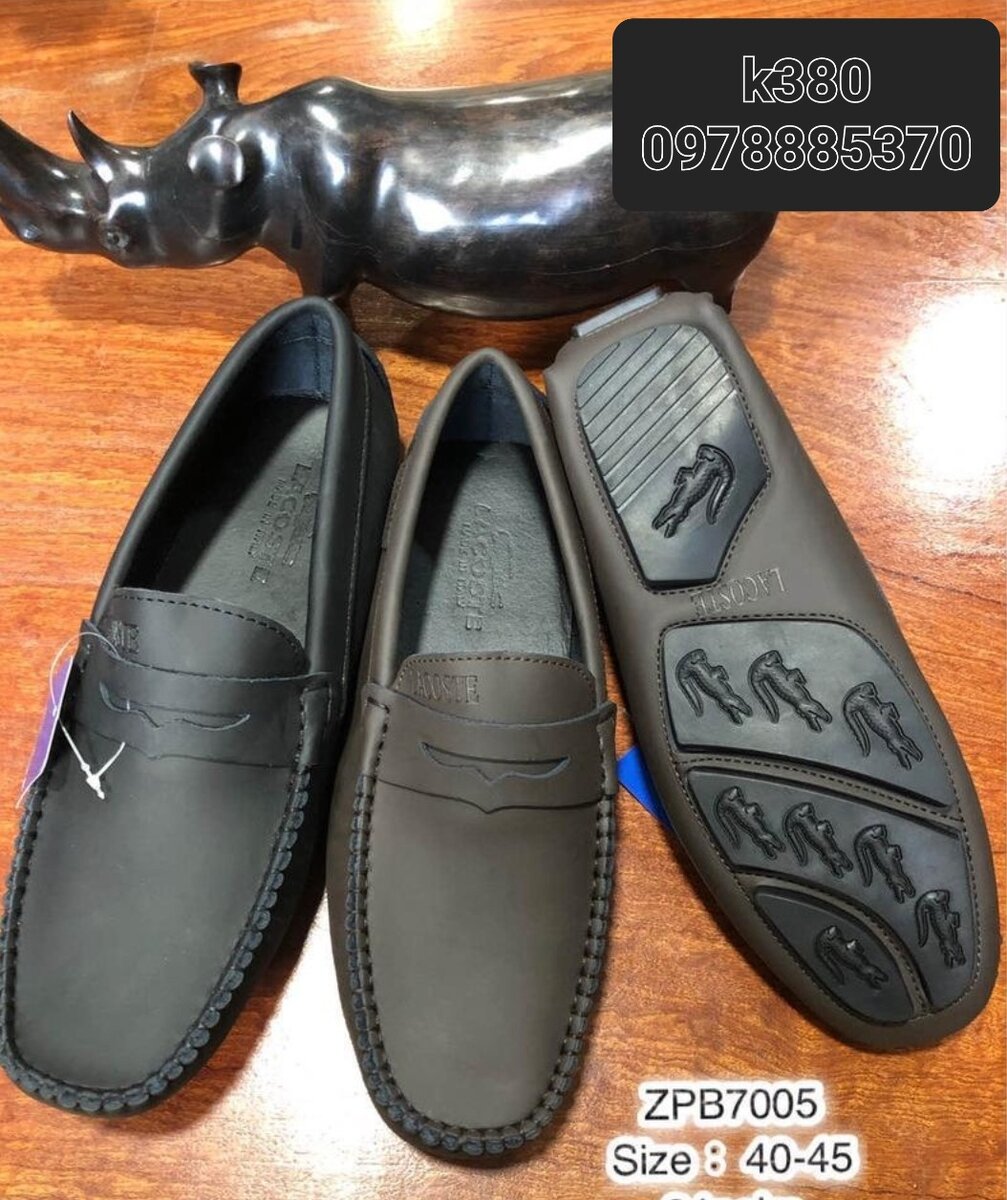 Moccusin shoes