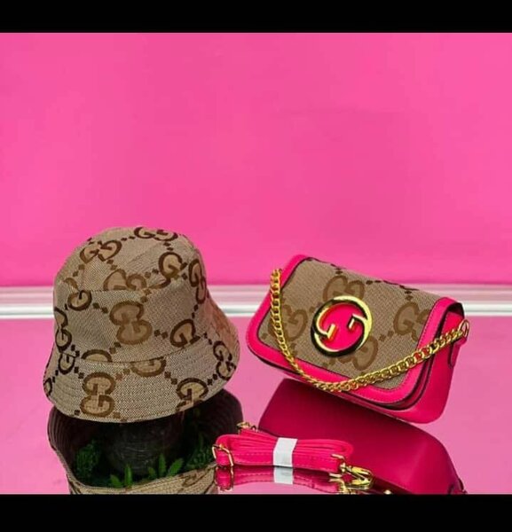Gucci bag with hat