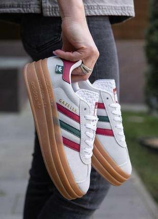 Chaussure Adidas pour la femme