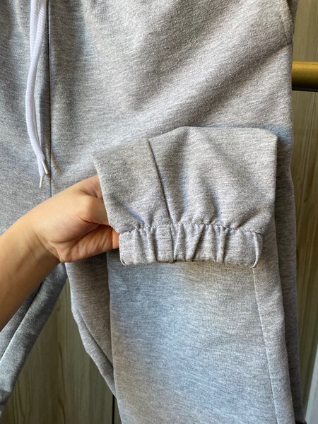 Женские серые спортивные штаны