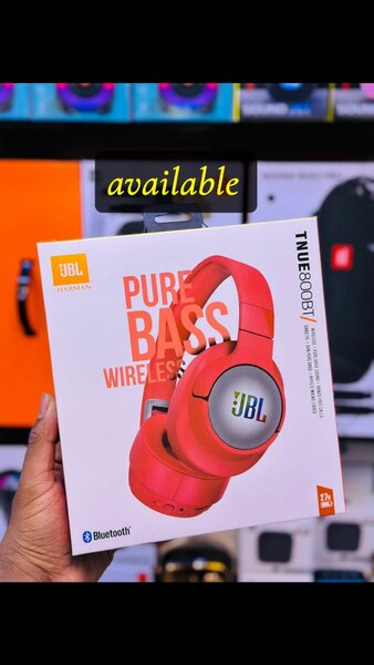 JBL HEADPHONE AVAILABLE!