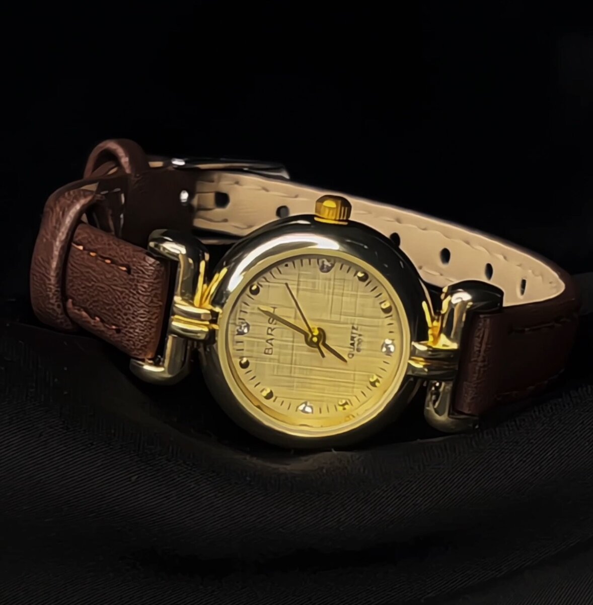 Часы в стиле oldmoney