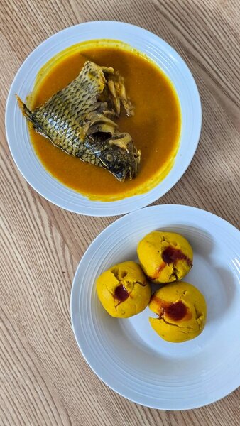 Foufou au poisson carpe