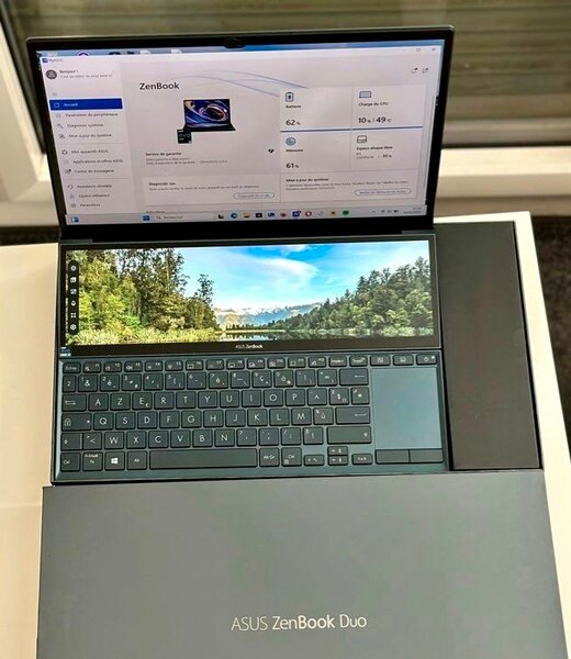 Asus Zenbook Duo i7
