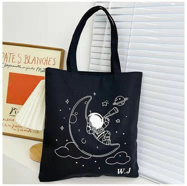 Tote bags