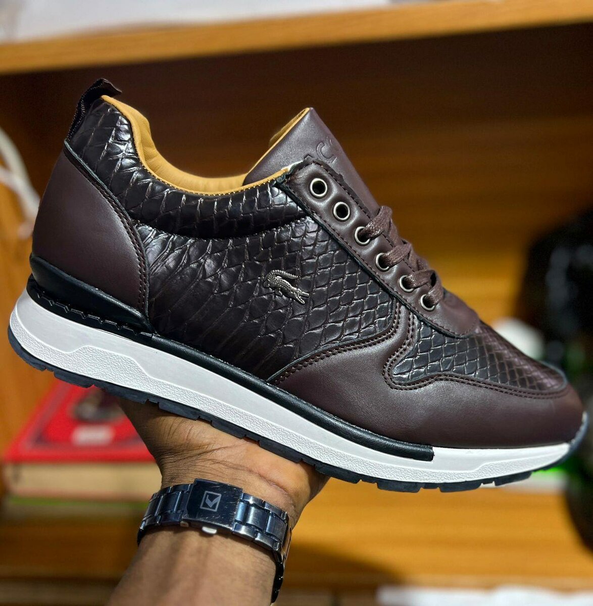 Sneakers en cuir texturé homme