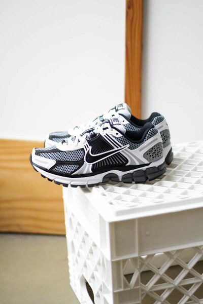 Nike vomero 5 original