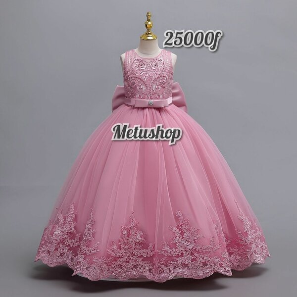 Robe princesse à nœuds