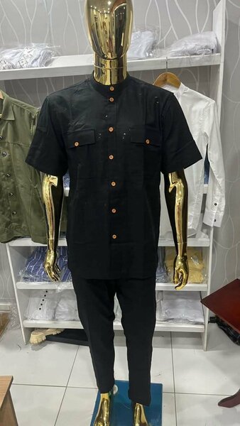 Ensemble africain élégant