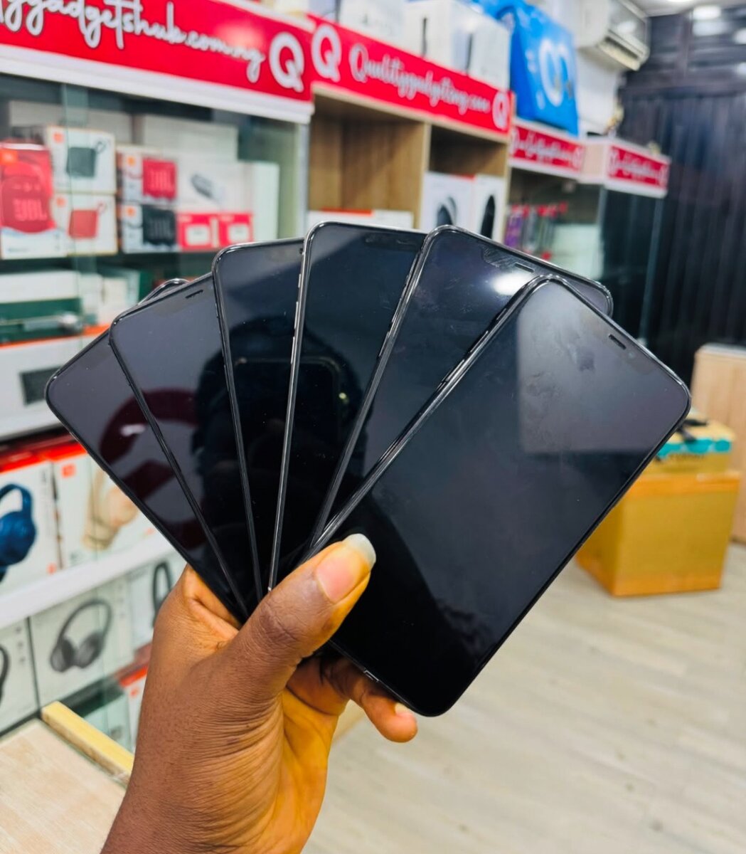 Used Apple iPhone 11 Pro Max