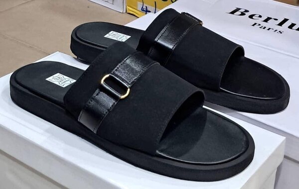 SANDALES POUR HOMMES