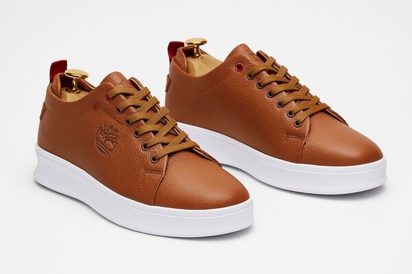 Chaussures en cuir marron hommes