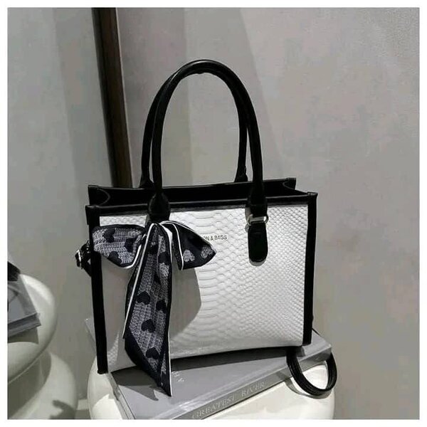 Sac à main élégant en cuir