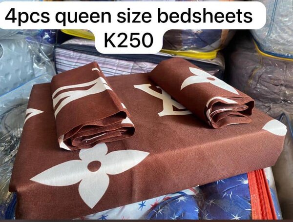 Queen size bedsheets 
