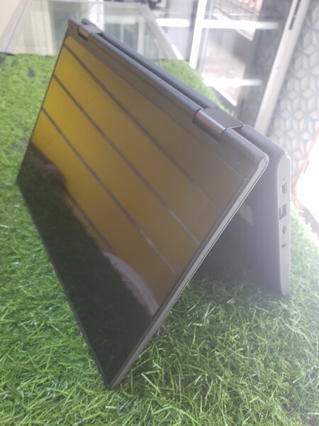 Lenovo Yoga 300e