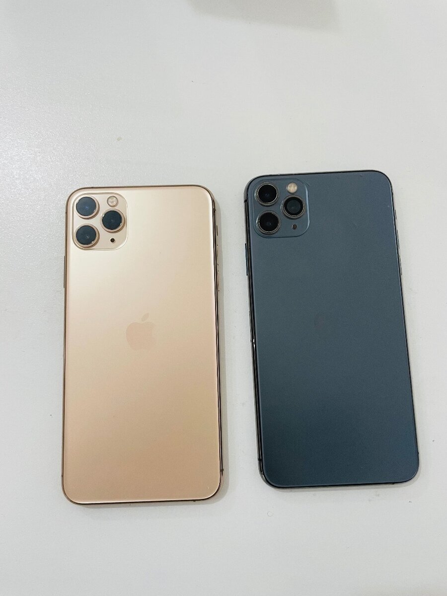 iPhones 11pro max 64gb