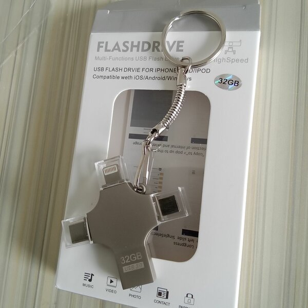Clé USB 32Go Compatible Multi-Plateformes