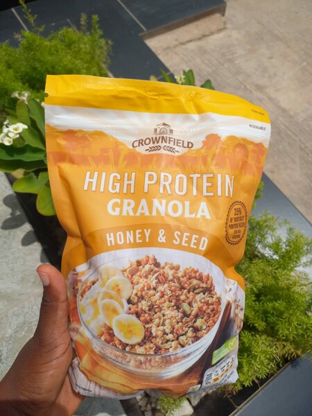 Crownfield high protein granola