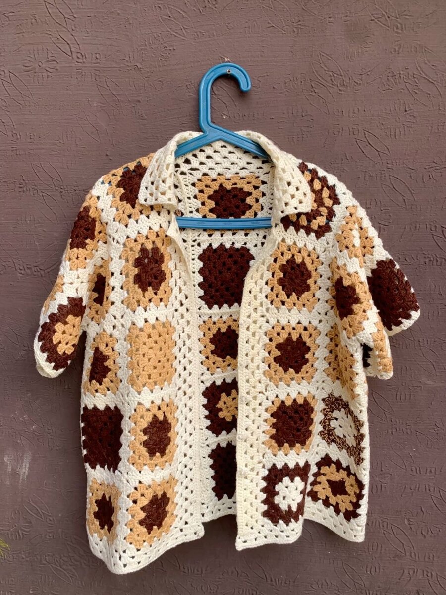 Cardigan crochet en granny