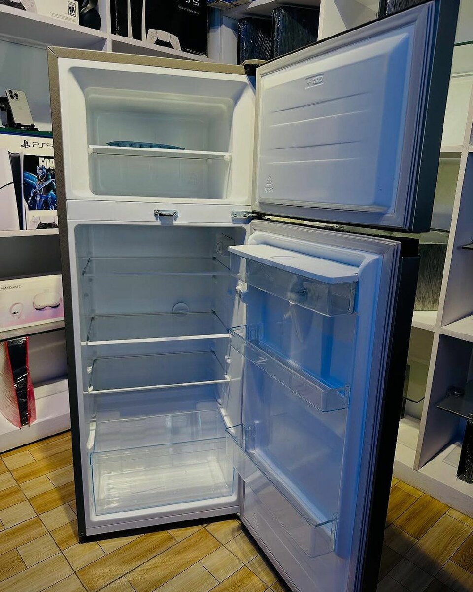 HISENSE REFRIGERATOR