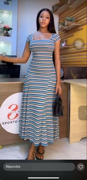 Robe longue à rayures élégante