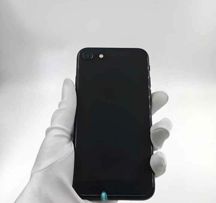 Apple iPhone 8, 64GB - Black