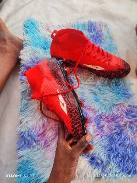 Chaussures de Football Colorées