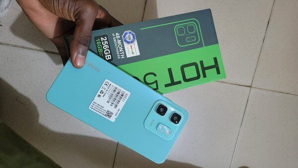 Infinix HOT 50i 256GB 16GB RAM