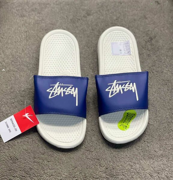 Benassi Nike