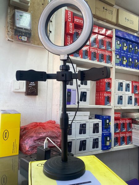 Mobile Phone Bracket with Refill Light