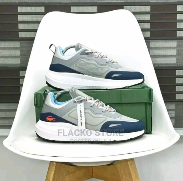 Baskets Lacoste Homme Modernes