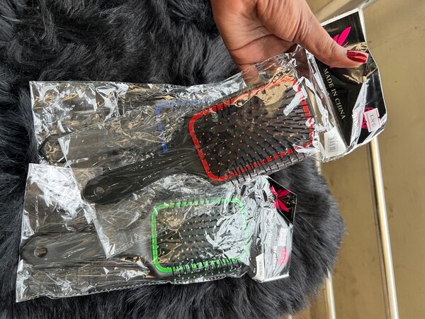 Detangler Hair brush