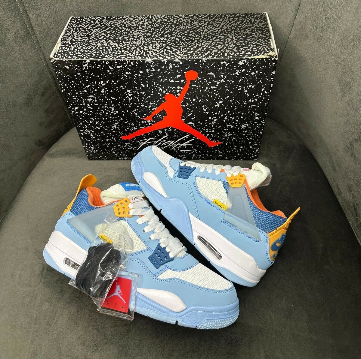 Air Jordan 4 rétro original avec carton