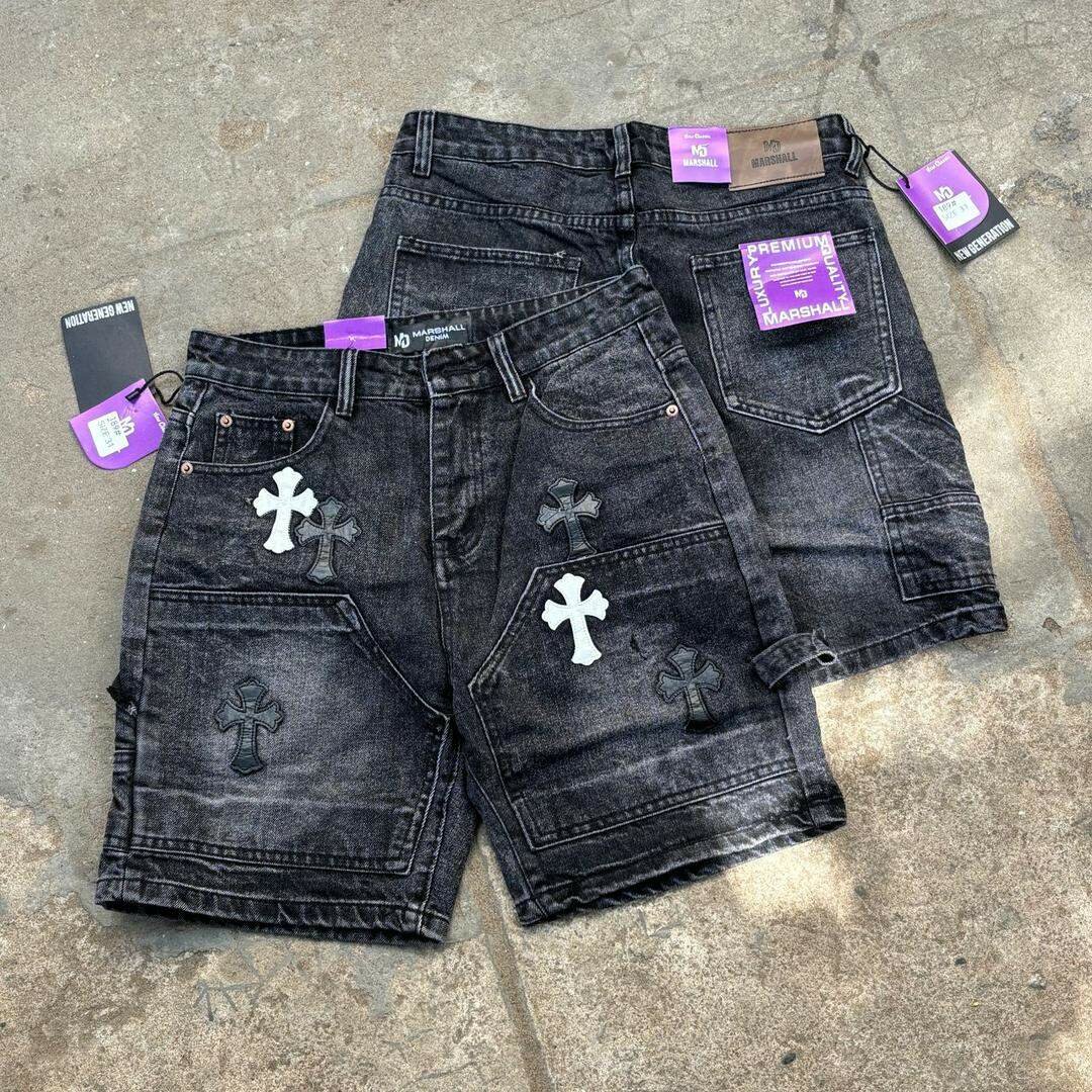 Short jeans