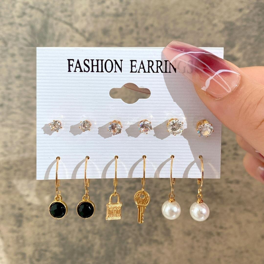 Fashion earrings
