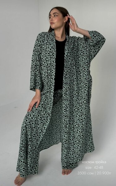 Костюм летний тройка