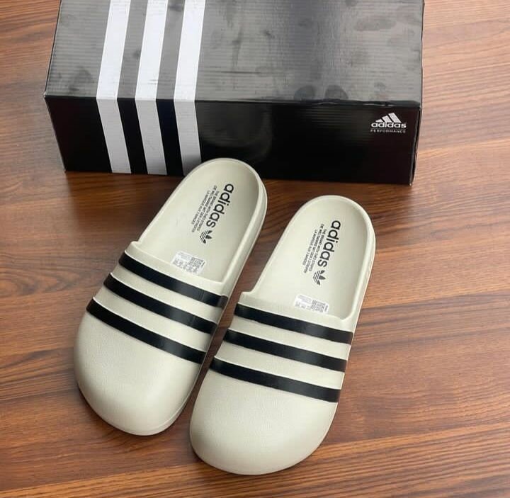 ADIDAS MULES