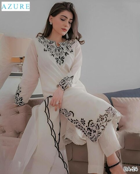 Lawn embroidery 3 pc unstitch ,dc free