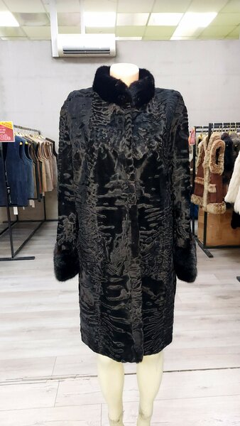 Шуба каракуль