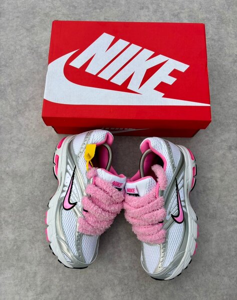 Nike Baskets Rose femme