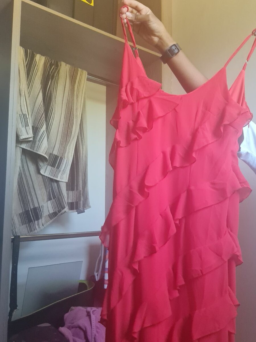 Carrie red ruffle dress